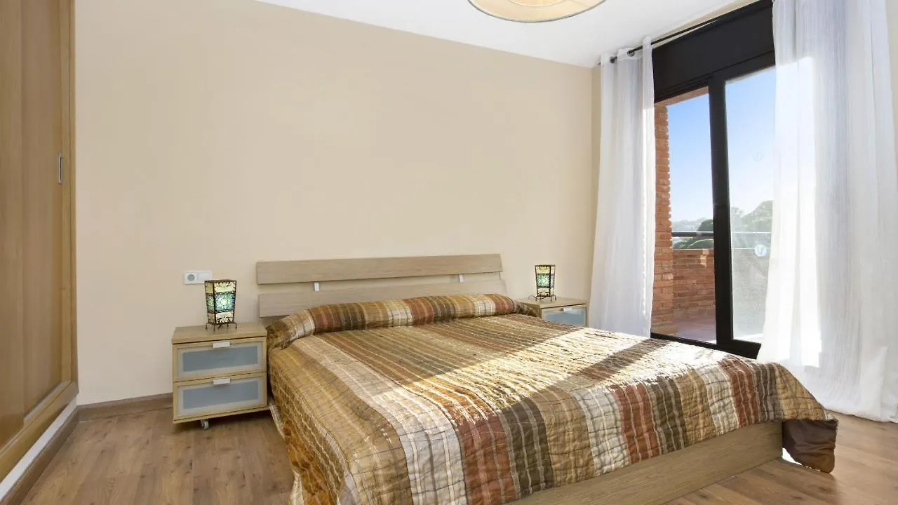 2Llev 2 - Lloret De Mar Spain